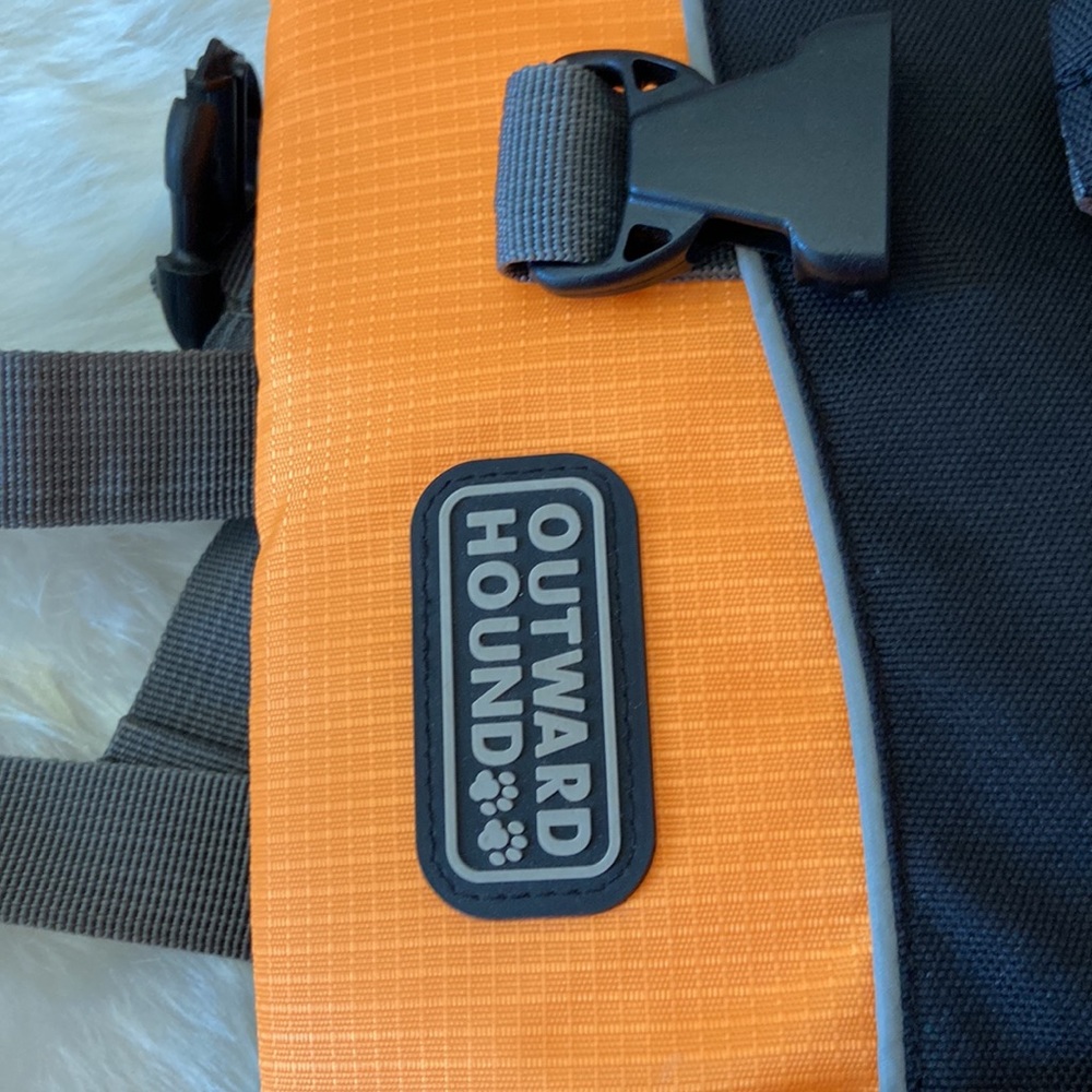 Dog life jacket - Picture 3 of 6